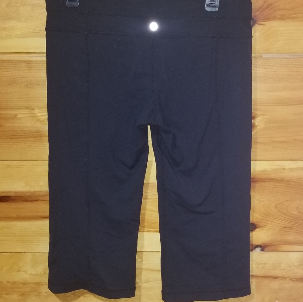 Lululemon Black Capri